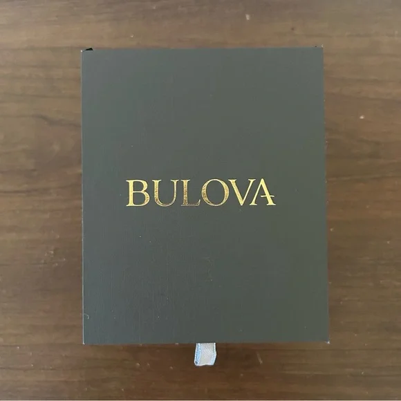 NWT Bulova Women's Analog Classic Watch Silver Blue New - Picture 6 of 11